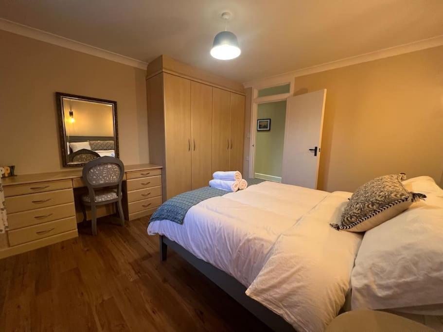 The Annex At Merley Mews Poole Exteriör bild